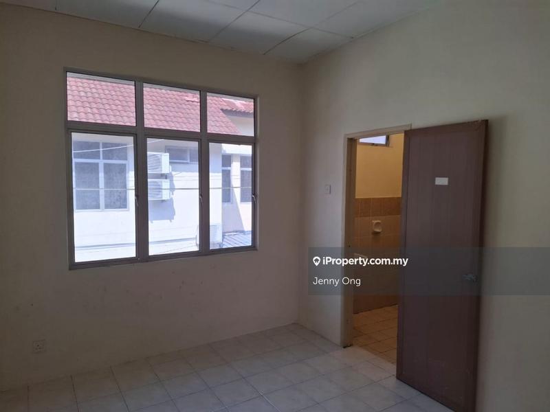 Rumah Berangkai 2 Tingkat untuk Dijual di Bertam, Kepala Batas oleh Jenny Ong - iProperty.com.my