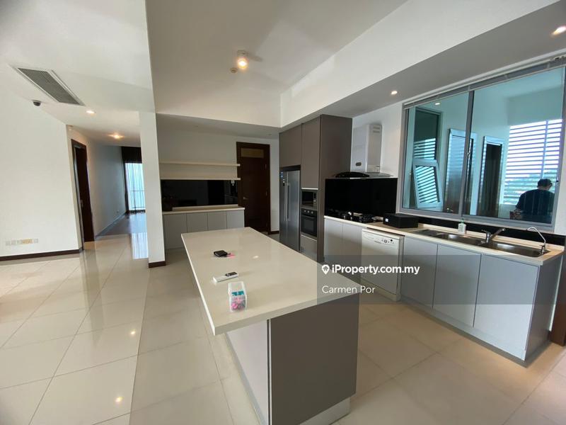 Condominium for Rent in Infinity Beachfront Condominium by Carmen Por - iProperty.com.my