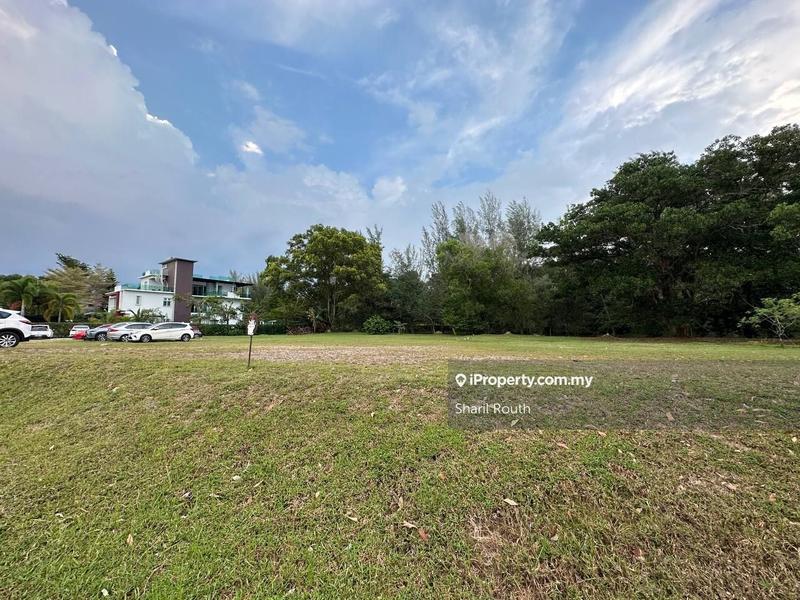 Tanah Kediaman untuk Dijual di Facing Lake Bungalow Lot Perdana Lake View East, Cyberjaya oleh Sharil Routh - iProperty.com.my