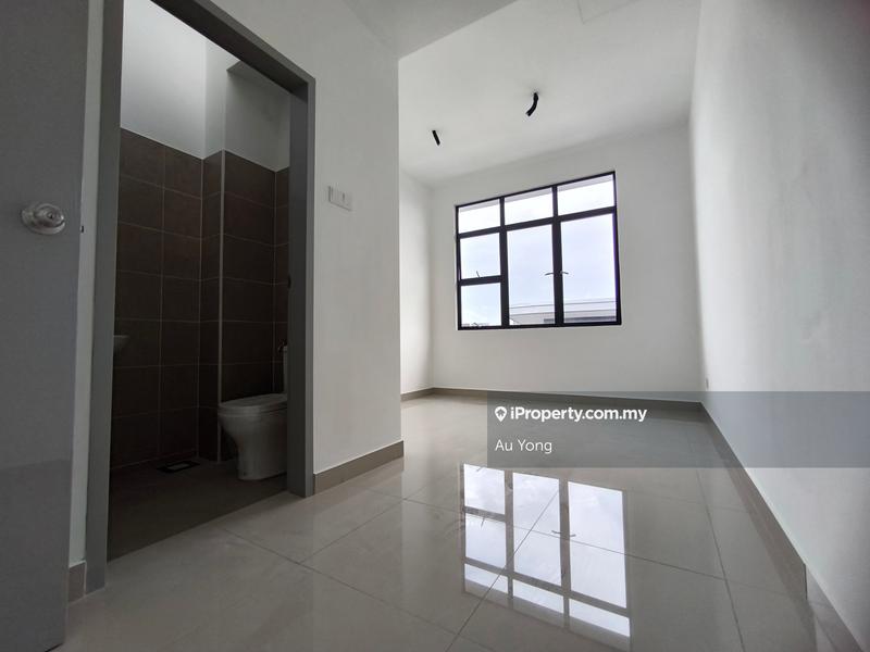 Rumah Teres untuk Dijual di Taman Ponderosa, Johor Bahru oleh Au Yong - iProperty.com.my