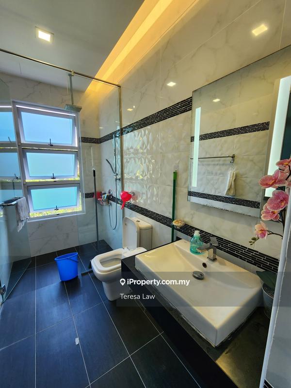 Bungalow House for Sale in Taman Equine, Seri Kembangan by Teresa Law - iProperty.com.my