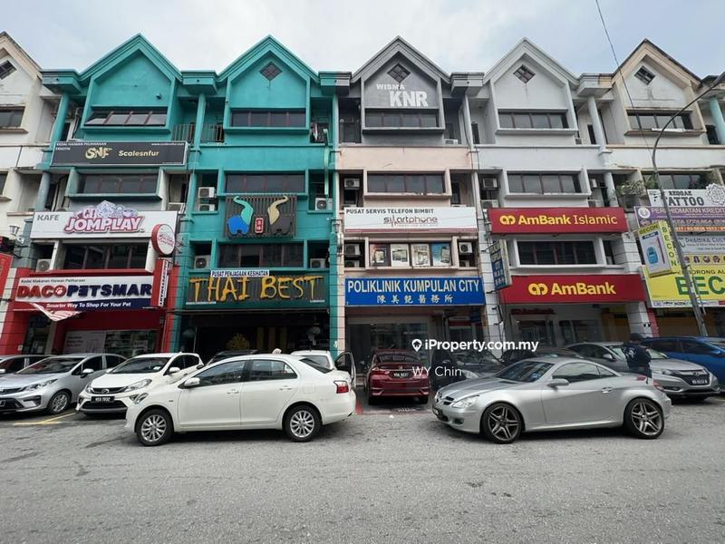 Shop for Sale in Bandar Sunway, Sunway by WY Chin - iProperty.com.my