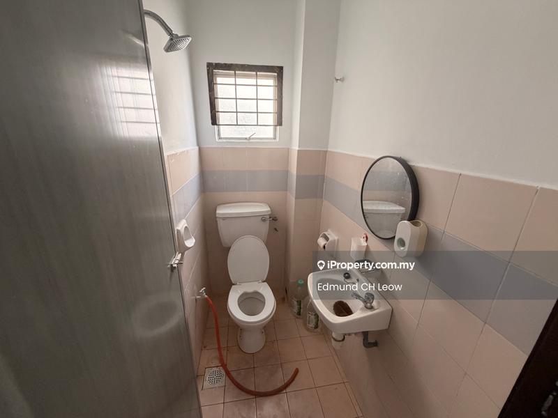 Townhouse for Sale in Templer Suasana, Rawang by Edmund CHLeow - Bathroom - iProperty.com.my