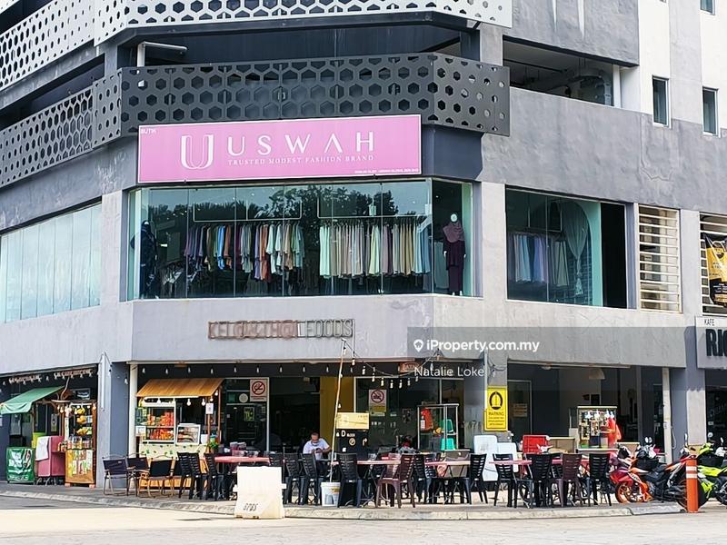 For Sale - Corner Freehold 2 Storey Savanna Lifestyles Shop Southville City,