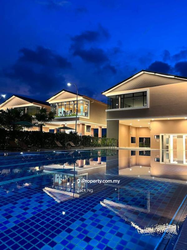 Bungalow House for Sale in Taman Nusa Cinta, Kepala Batas by Jack Ng - iProperty.com.my