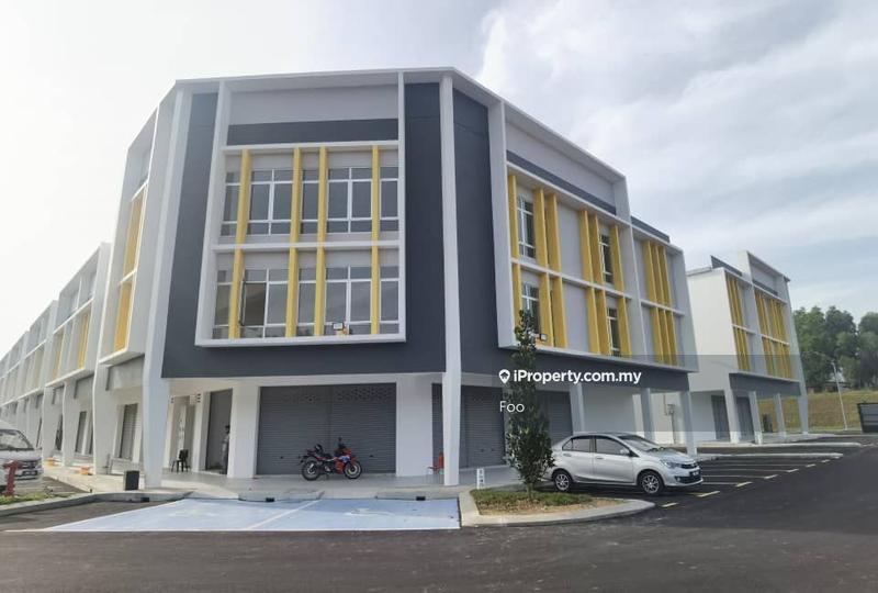 For Rent - Rawang Tasik Puteri Park Place Corner Lot Shoplot For Rent