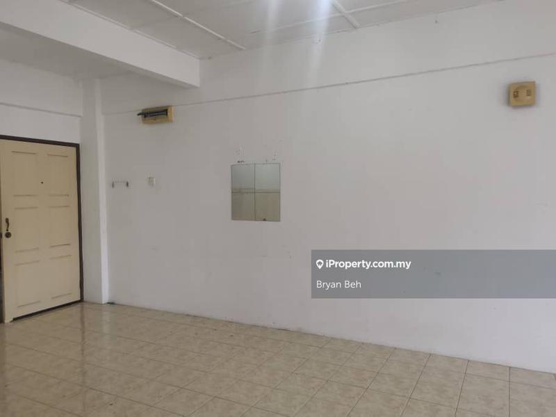 Pangsapuri untuk Dijual di Pandan Court oleh Bryan Beh - iProperty.com.my