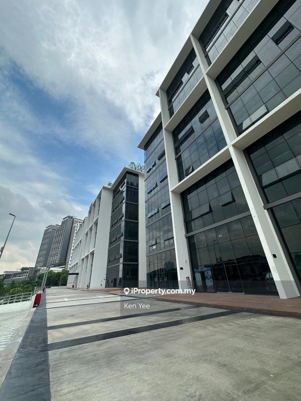 For Sale - Emhub, Warehouse/ Office/ Showroom in one, Kota Damansara, PJ Selangor
