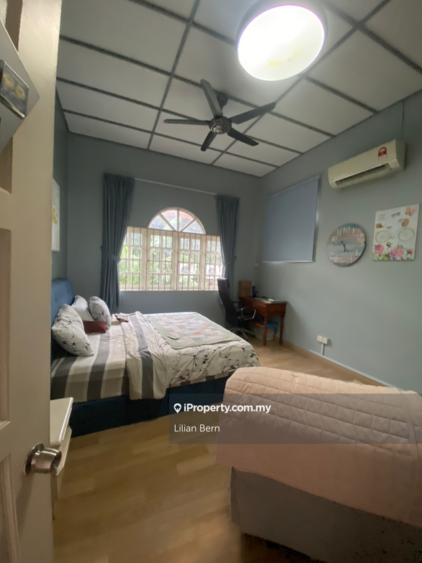 Bungalow House for Sale in Jalan SS12, Subang Jaya by Lilian Bern - iProperty.com.my