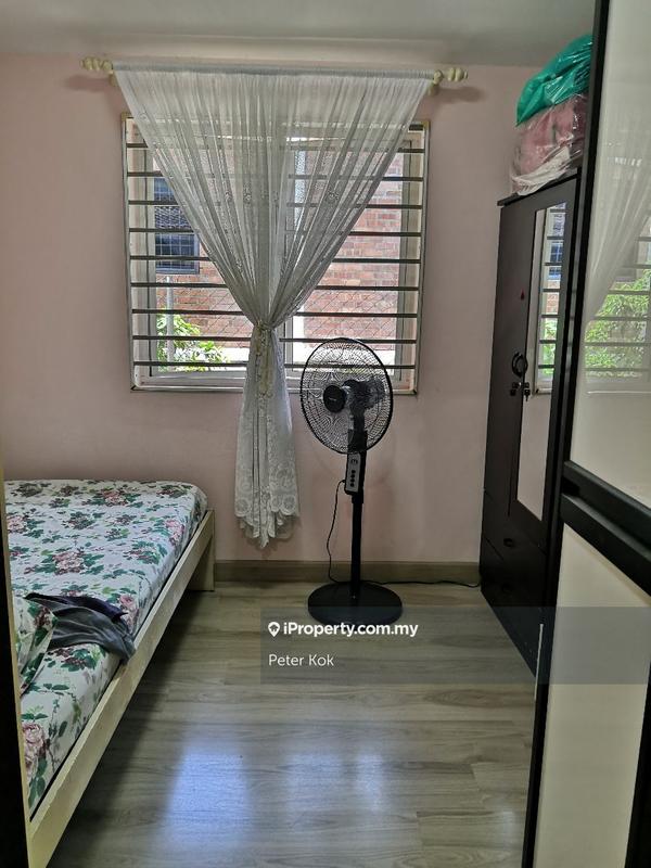 Rumah Berkembar untuk Dijual di Seksyen 17, Petaling Jaya oleh Peter Kok - iProperty.com.my