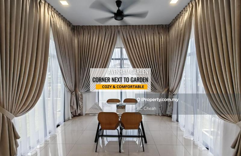 Peaceful views of the garden from dining area