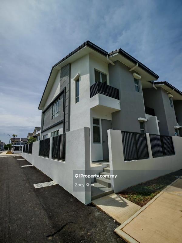 Rumah Berangkai 2 Tingkat untuk Dijual di Sungai Buloh, Sungai Buloh oleh Zoey Kher - iProperty.com.my
