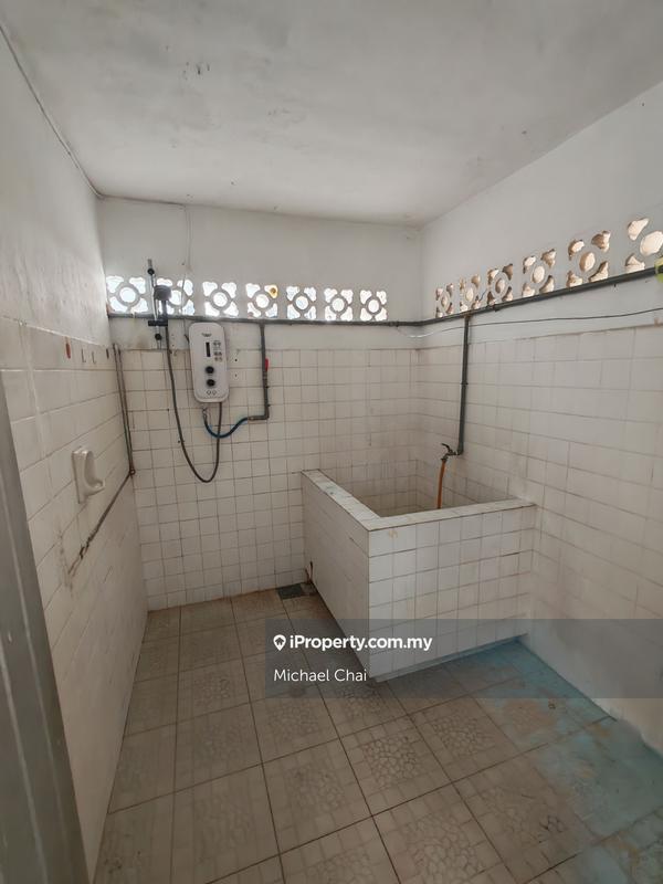 Bungalow House for Sale in Batu 14, Puchong by Michael Chai - iProperty.com.my