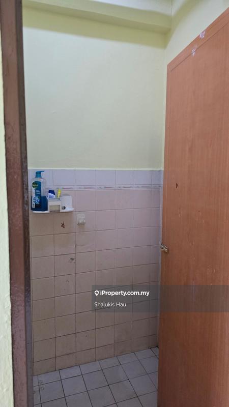 Rumah Pangsa untuk Dijual di Flat Dahlia oleh Shalukis Hau - iProperty.com.my