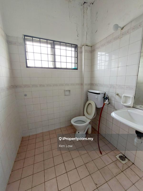 Rumah Teres untuk Dijual di Taman Kajang Mewah, Kajang oleh Ken Low - iProperty.com.my