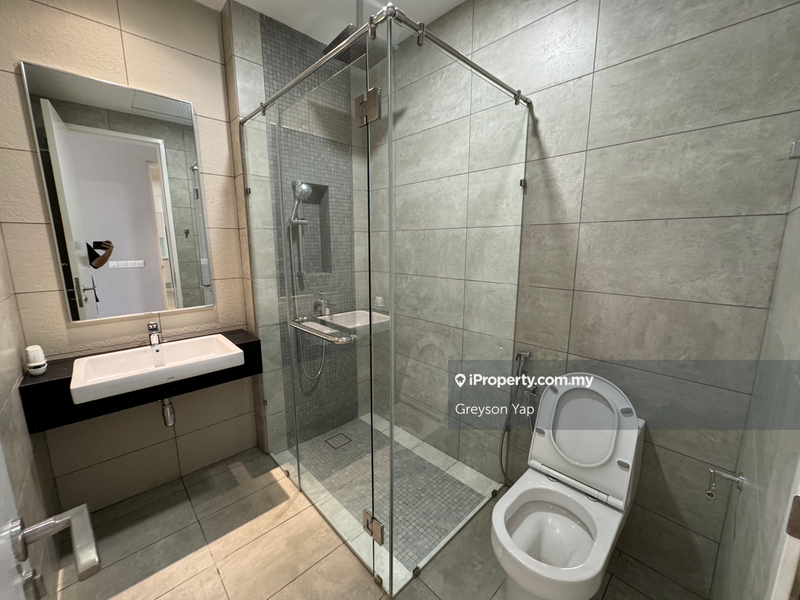 For Rent - The Sentral Suites