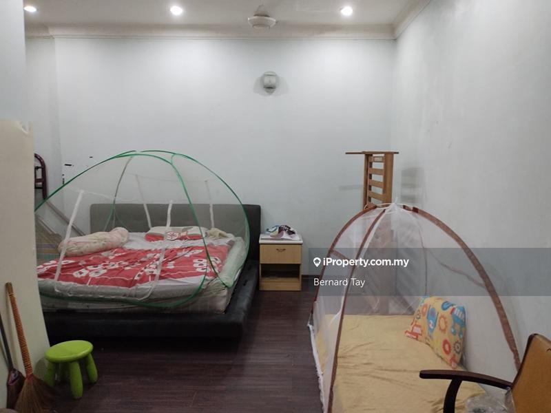 Rumah Teres 2-Tingkat untuk Dijual di SS 25, Taman Mayang, Petaling Jaya oleh Bernard Tay - iProperty.com.my