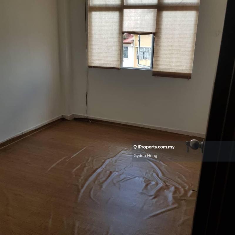 Townhouse for Sale in fpun3, Masai by Gyden Heng - iProperty.com.my