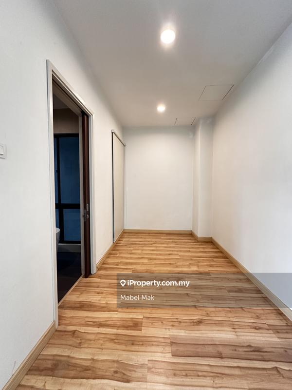 Rumah Berkembar untuk Dijual di Taman Bukit Serdang, Seri Kembangan oleh Mabel Mak - iProperty.com.my