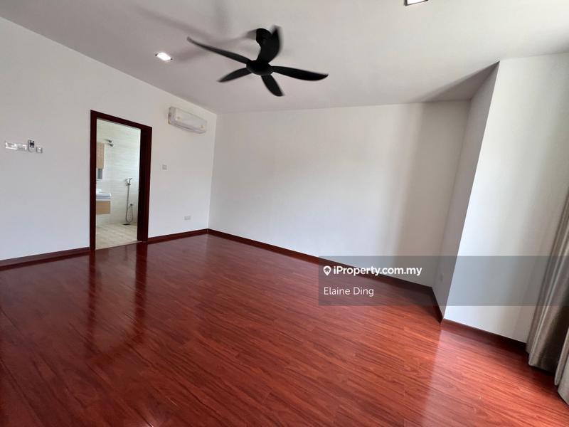 Bungalow House for Sale in Country Heights, Kajang by Elaine Ding - iProperty.com.my