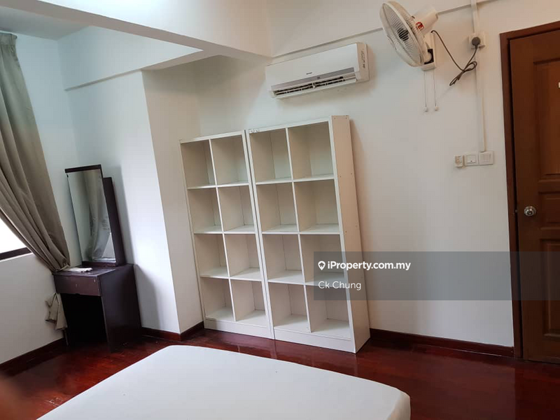 Kondominium untuk Dijual di Cyber Heights Villa oleh Ck Chung - iProperty.com.my