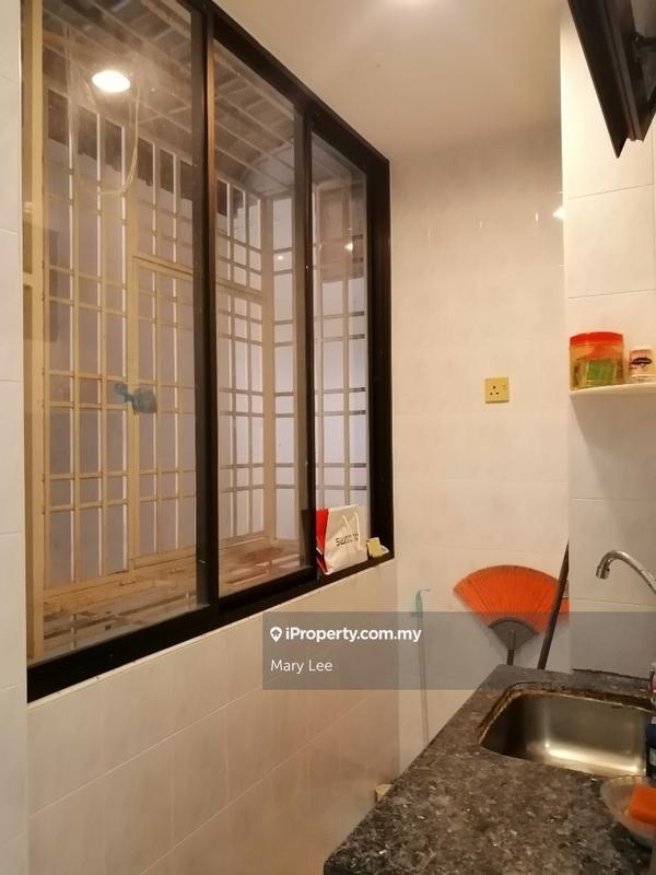 Condominium for Sale in Eden Seaview Condominium by Mary Lee - iProperty.com.my