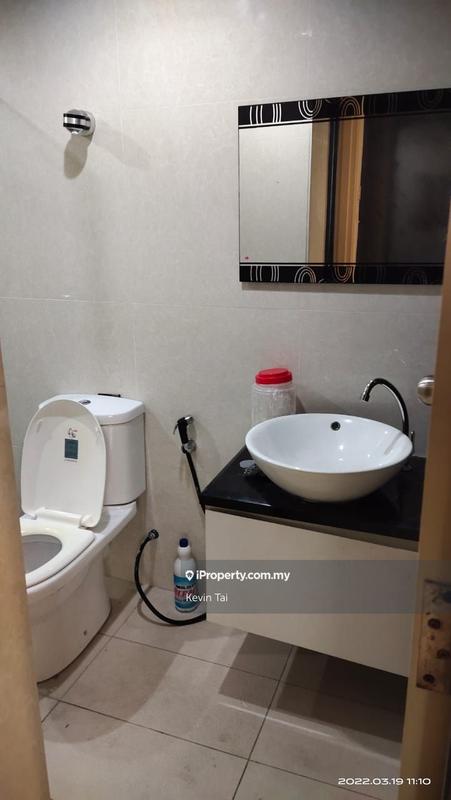 3-storey Terraced House for Sale in Meadow Lakefields, Sg Besi, Sungai Besi by Kevin Tai - iProperty.com.my