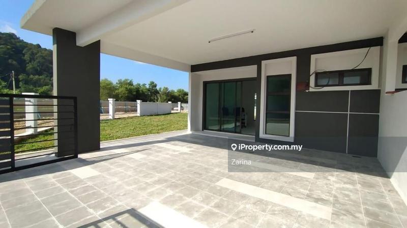 1-storey Terraced House for Sale in Pantai Suria, Pantai Remis by Zarina - iProperty.com.my