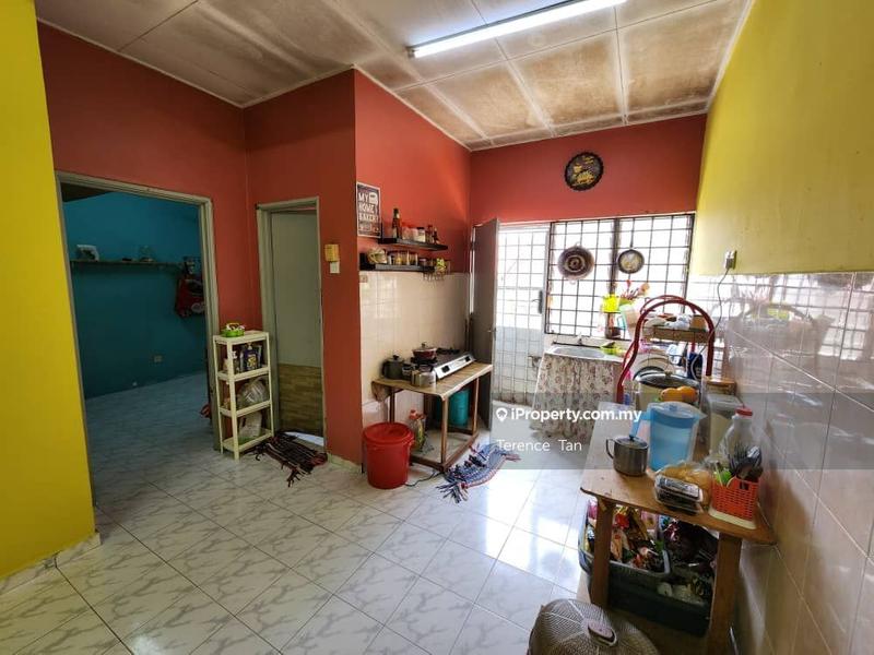 Rumah Teres 1-Tingkat untuk Dijual di Taman Sri Saujana, Kota Tinggi oleh Terence Tan - iProperty.com.my