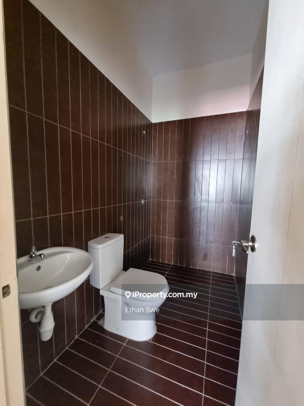 Rumah Berangkai 2 Tingkat untuk Dijual di i2r07, Petaling Jaya oleh Ethan Swe - iProperty.com.my