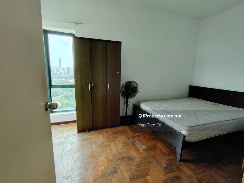 For Sale - Sang Suria