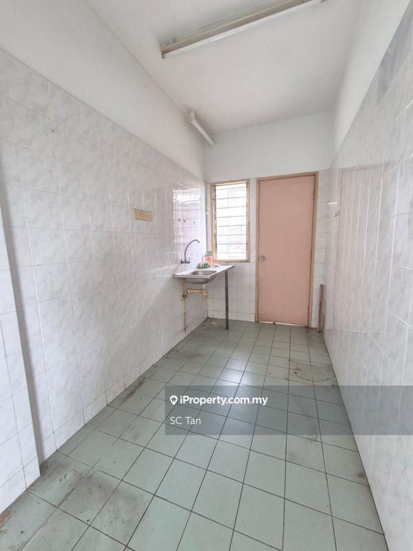 Apartment for Sale in Pangsapuri Sri Kemuning by SC Tan - iProperty.com.my