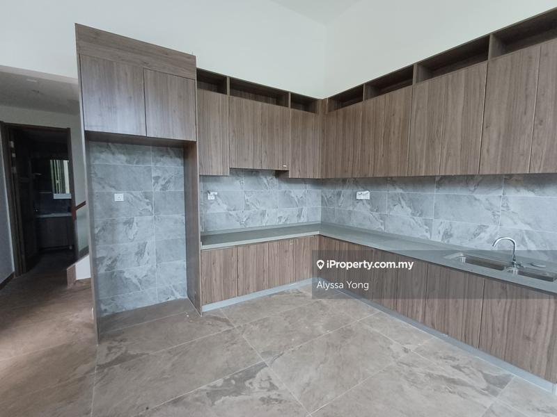 Rumah Kluster untuk Dijual di Forest City Golf Villa, Gelang Patah oleh Alyssa Yong - iProperty.com.my