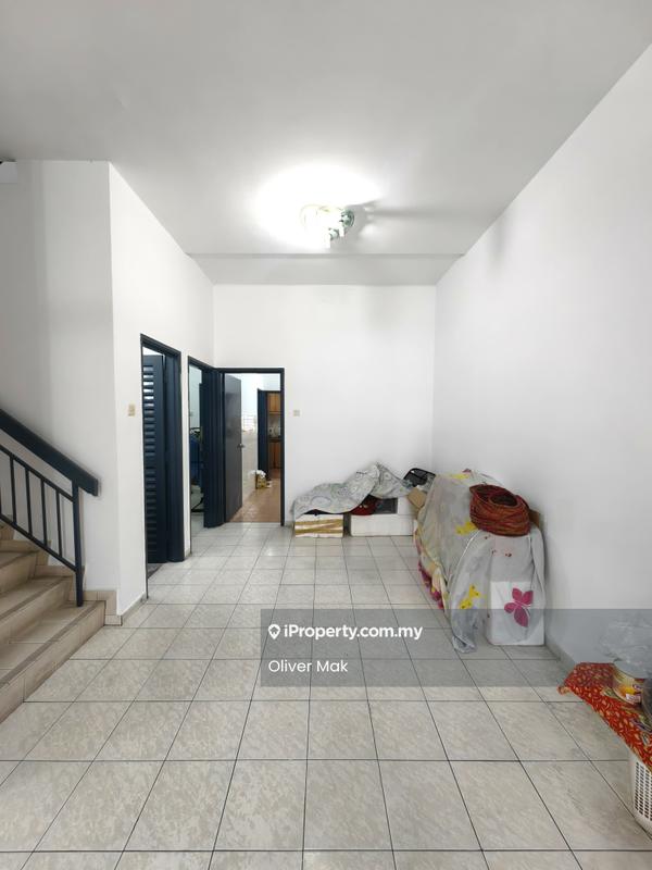 Terraced House for Sale in Bandar Puteri Klang, Klang by Oliver Mak - Living Room - iProperty.com.my