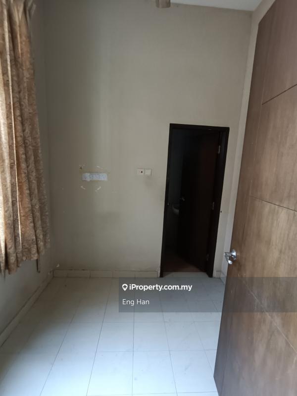 Bungalow House for Sale in Taman Overseas Union (Taman Oug), Jalan Klang Lama (Old Klang Road) by Eng Han - iProperty.com.my