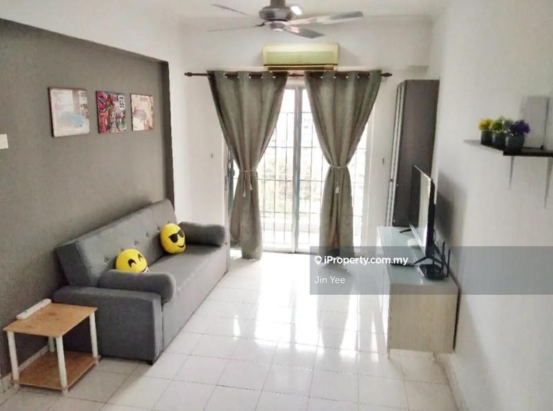 For Rent - Arena Green