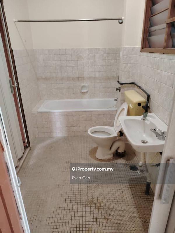 2-storey Terraced House for Sale in Taman Cheng Baru, Cheng by Evan Gan - iProperty.com.my
