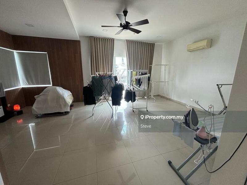 Banglo untuk Dijual di 16 Sierra, Puchong oleh Steve - iProperty.com.my