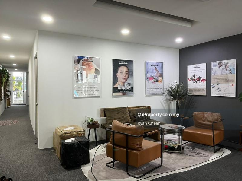 For Rent - 10 Boulevard