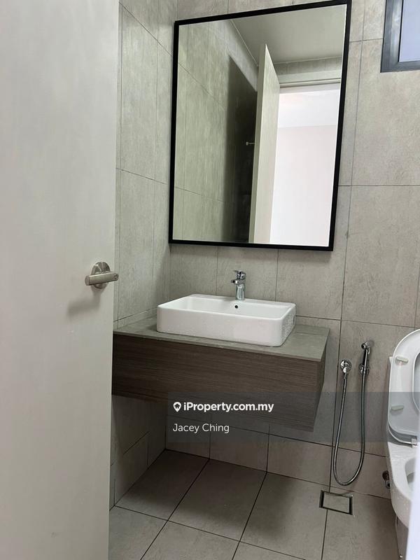 Kediaman Servis untuk Disewa di Datum Jelatek (LINQ Sky Residence) oleh Jacey Ching - iProperty.com.my