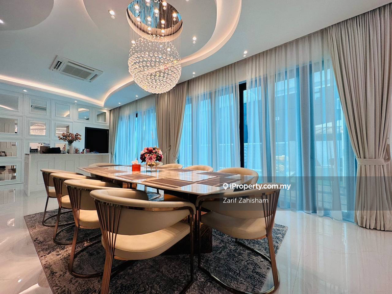Bungalow House for Sale in Country Heights, Kajang by Zarif Zahisham - iProperty.com.my