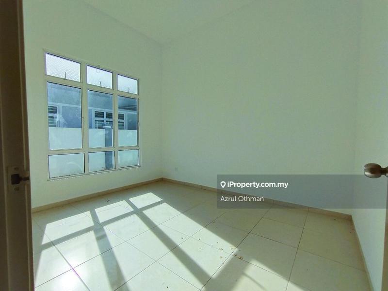 Bungalow House for Sale in Bukit Senawang Perdana, Senawang by Azrul Othman - iProperty.com.my