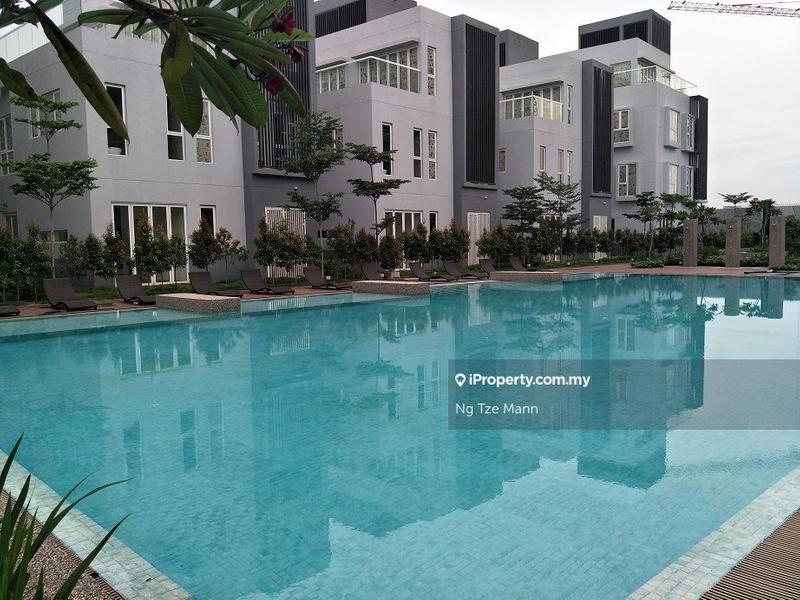 Bungalow House untuk Dijual di Lakefront Villa, Cyberjaya oleh Ng Tze Mann - iProperty.com.my