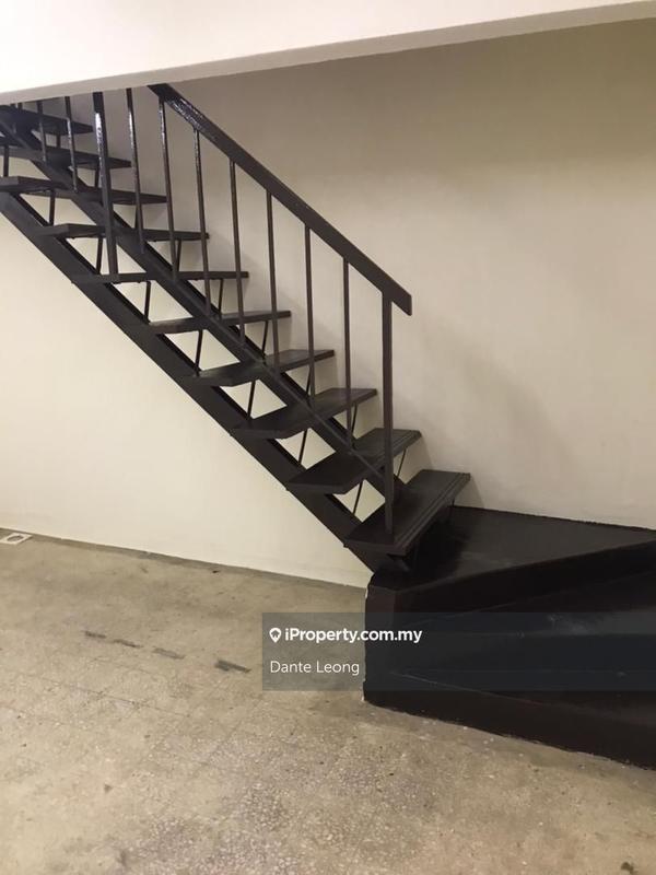 Rumah Teres 2-Tingkat untuk Dijual di Seksyen 25, Shah Alam oleh Dante Leong - iProperty.com.my