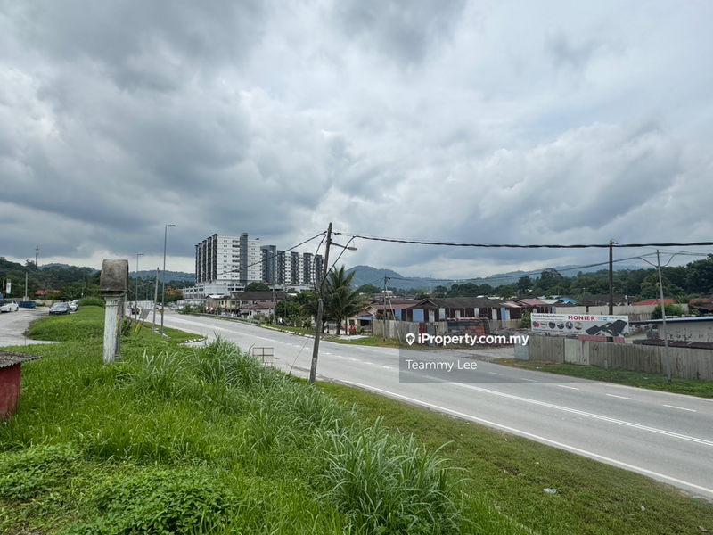 Tanah Perindustrian untuk Dijual di 1,.72 Acres Industrial Land Jalan Sungai Tekali, Hulu Langat oleh Teammy Lee - iProperty.com.my