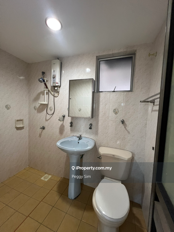 Condominium for Rent in La Vista Condominiums by Peggy Sim - iProperty.com.my