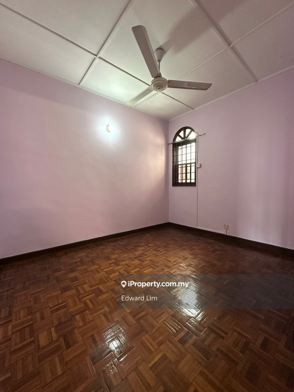 Rumah Berangkai 2 Tingkat untuk Dijual di Usj 2, Subang Jaya oleh Edward Lim - iProperty.com.my