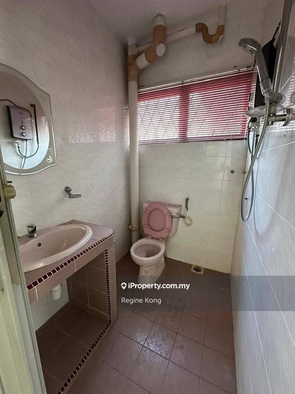 Rumah Pangsa untuk Dijual di Kinrara Court oleh Regine Kong - iProperty.com.my
