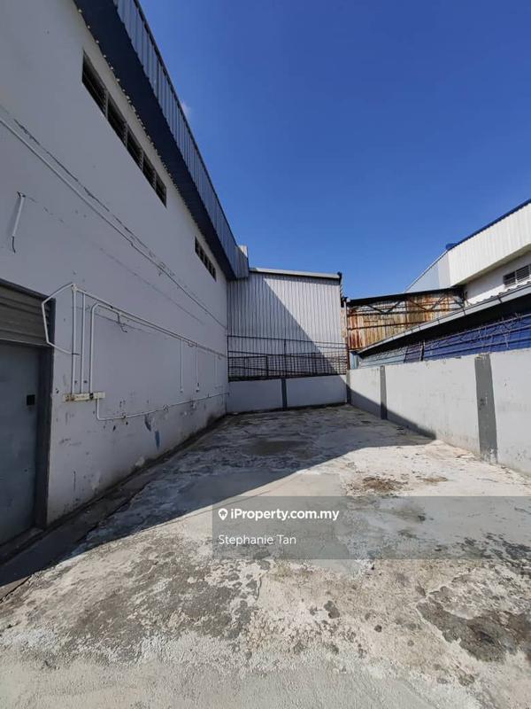 Semi-D Kilang untuk Disewa di y16qq, Kajang oleh Stephanie Tan - iProperty.com.my