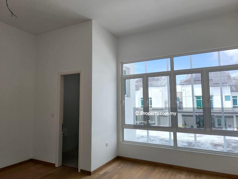 Semi-Detached House for Sale in Hijayu 2 Resort Homes, Bandar Sri Sendayan by Kenny Tee - iProperty.com.my